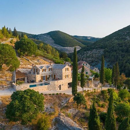 New Villa Ani! Traditional And Luxurious 4-Bedroom Villa With Heated Pool And Sea Views Postira Exterior foto