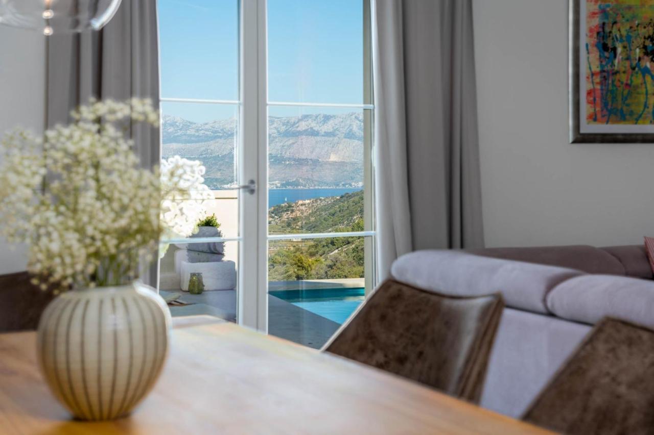 New Villa Ani! Traditional And Luxurious 4-Bedroom Villa With Heated Pool And Sea Views Postira Exterior foto
